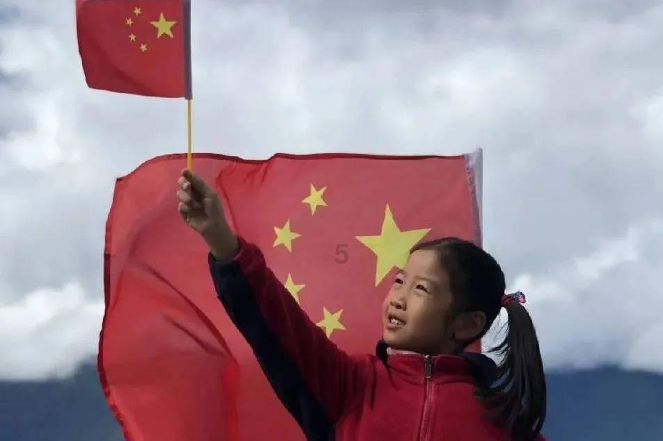 80年代初期的这些宣传画,好多单位都贴过,有你印象深的吗